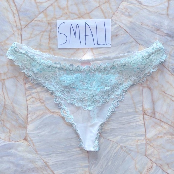Dream Angels Crochet Thong Panty Small Lace Satin vintage y2k - Picture 1 of 4